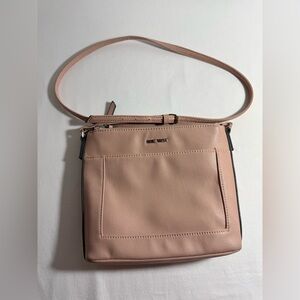 Nine West Light Pink Crossbody Bag 10X8 Inches adjustable strap Multiple pockets